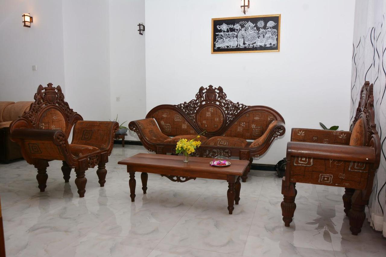 Ehala Family Rest Hotell Anuradhapura Exteriör bild