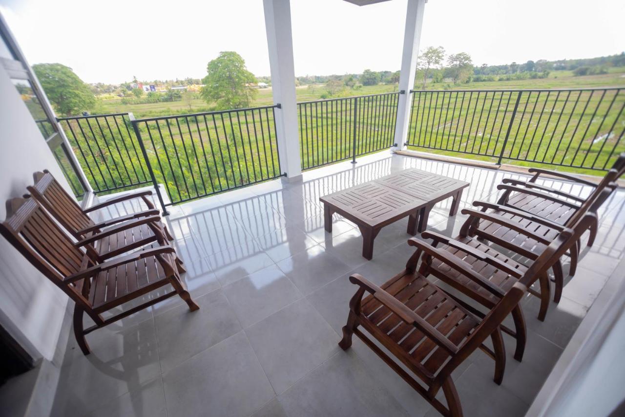 Ehala Family Rest Hotell Anuradhapura Exteriör bild