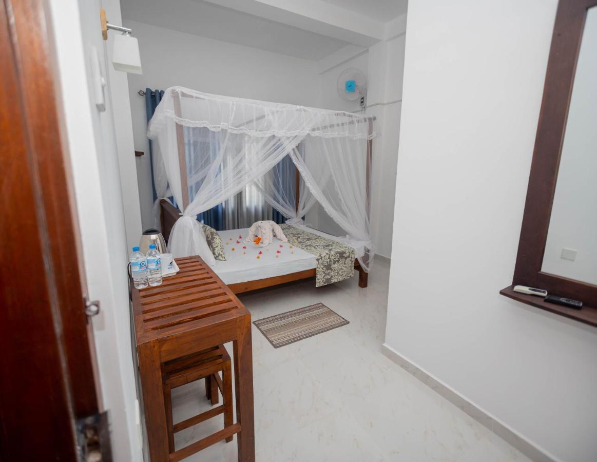Ehala Family Rest Hotell Anuradhapura Exteriör bild